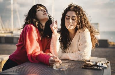 Pourquoi le tabac est-il souvent considéré comme un sujet tabou?