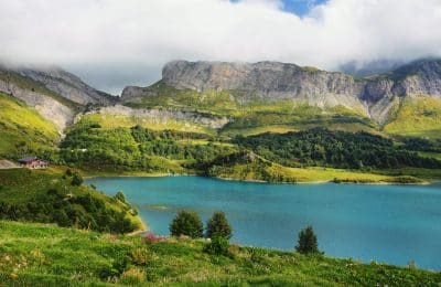 Quels sont les atouts en passant ses vacances en camping en Savoie?